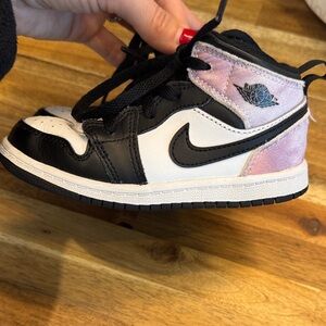 Toddler Nike Air Jordan 1 Mid Black, White, Pink, Purple sneakers
